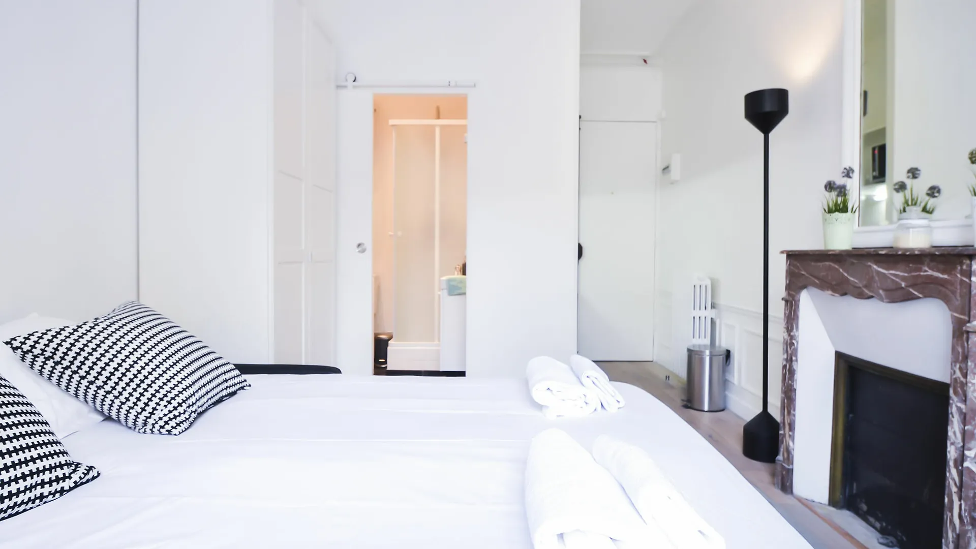 Apartment Luxury Apartment In Paris - Montorgueil *